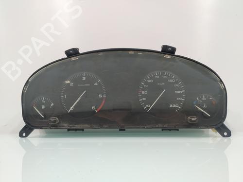 Used Instrument cluster PEUGEOT 406 (8B) 2.2 HDi (133 hp) 23526930