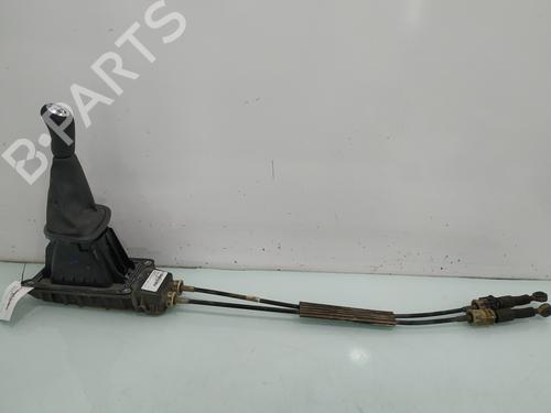 Used Gear lever RENAULT CLIO III (BR0/1, CR0/1) 1.5 dCi (C/BR0G, C/BR1G) (68 hp) 16379185