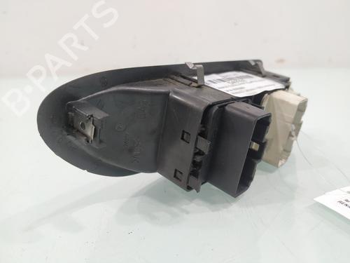Przełącznik szyby przedniej lewej RENAULT LAGUNA II (BG0/1_) | BP30511246I27