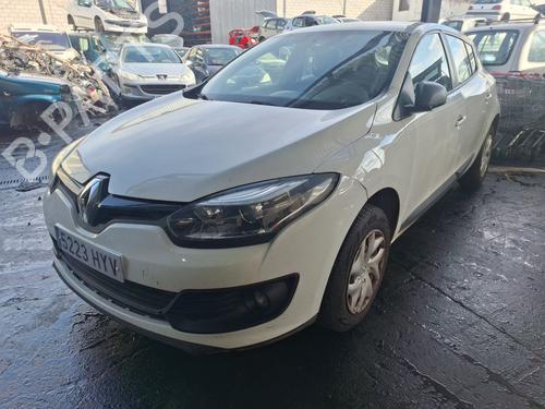 Fuse box RENAULT MEGANE III Hatchback (BZ0/1_, B3_) 1.5 dCi (BZ1G, BZ1W, BZ0R) | BP31828417E1