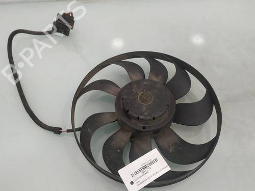 Used Radiator fan VW GOLF IV (1J1) 1.4 16V (75 hp) 8348467