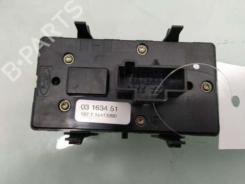 Left front window switch FORD MONDEO III Saloon (B4Y) 2.0 16V TDDi / TDCi | BP8695872I27 