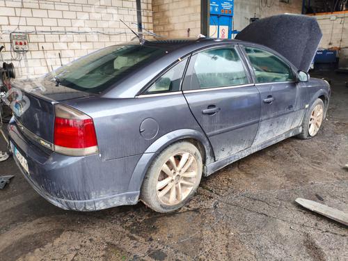 Brugte OPEL VECTRA C (Z02) 1.9 CDTI (F69) (120 hp) 4377138