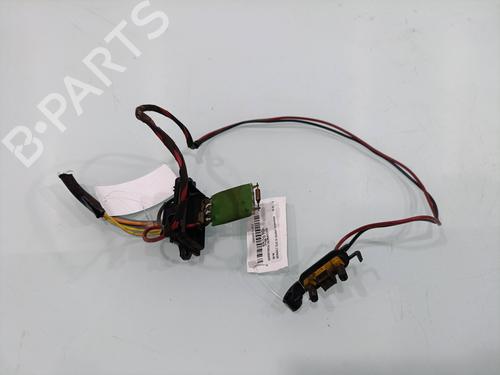 Used Heater resistor RENAULT CLIO III (BR0/1, CR0/1) [2005-2014]  31267527