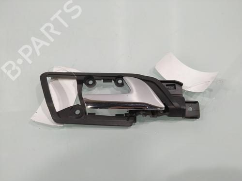 Højre bagtil invendig håndtag VW POLO IV (9N_, 9A_) 1.4 TDI (70 hp) 31144031