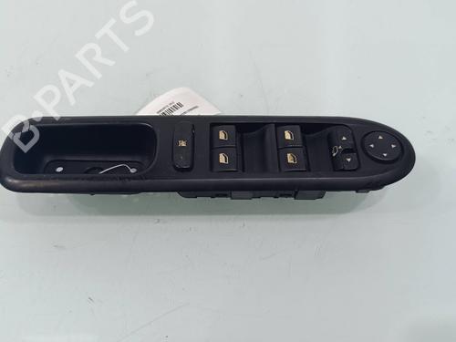 Used Left front window switch Left front window switch 38095511 38095511