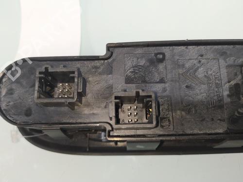 Left front window switch CITROËN C3 II (SC_) 1.4 HDi 70 (SC8HZC, SC8HR0, SC8HP4) | BP30727298I27 
