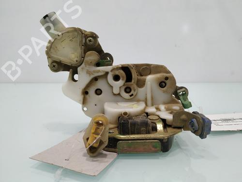 Serrure avant gauche NISSAN TERRANO I (WD21) 2.7 TD 4WD (LBYD21) (99 hp) 22442693