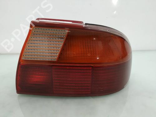 Used Right taillight FORD MONDEO I (GBP) 2.0 i 16V 4x4 (132 hp) 8815604