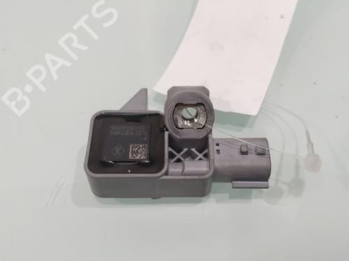 Used Electronic sensor RENAULT MEGANE III Hatchback (BZ0/1_, B3_) 1.5 dCi (BZ1G, BZ1W, BZ0R) (95 hp) 31828399