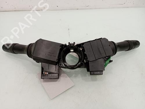 Headlight switch TOYOTA AVENSIS Estate (_T27_) 2.0 D-4D (WWT271_) | BP15765704I24 