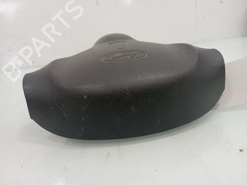 Driver airbag HYUNDAI SANTA FÉ I (SM) 2.0 CRDi | BP13416464C9 