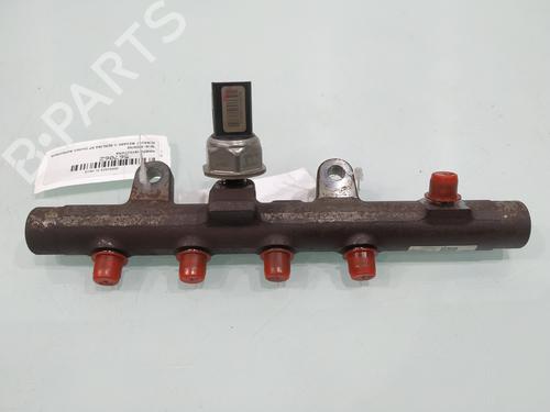 Rampa inyectora RENAULT MEGANE II (BM0/1_, CM0/1_) 1.5 dCi (BM1E, CM1E) (106 hp) 32323378