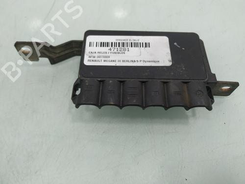 Used Fuse box RENAULT MEGANE III Hatchback (BZ0/1_, B3_) 1.5 dCi (BZ09, BZ0D, BZ1W, BZ29, BZ14) (110 hp) 19259928