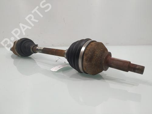 Used Left front driveshaft OPEL VIVARO A Van (X83) [2001-2015]  32083355