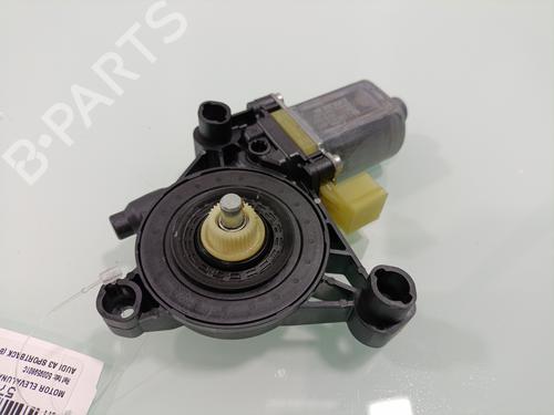 Used Right front window motor Right front window motor AUDI A3 Sportback (8YA, 8YF) 35 TDI (150 hp) 33440685 33440685