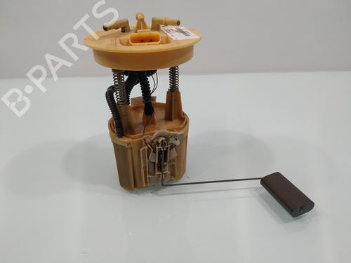 Used Fuel pump FORD TOURNEO CONNECT 1.8 TDCi (90 hp) 23223217