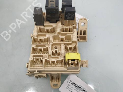 Fuse box TOYOTA LAND CRUISER 90 (_J9_) 3.0 TD (KZJ90_, KZJ95_, KZJ90R, KZJ95R, KZJ90W, KZJ95W) | BP9584573E1 