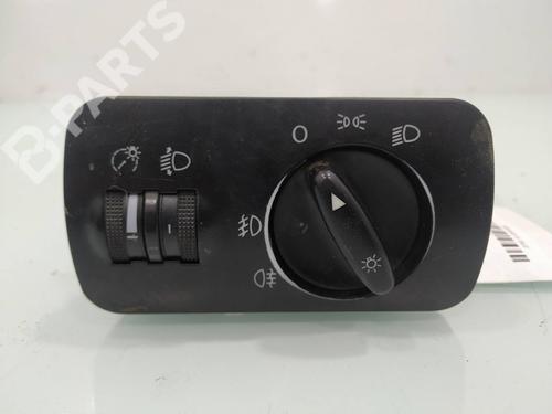 switch-seat-toledo-ii-1m2-19-tdi-1m1941531e-1998-1999-2000-2001-2002-2003-2004-2005-2006-11127758 main image