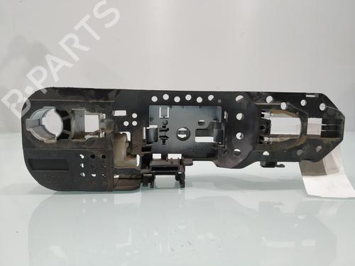 rear-right-exterior-door-handle-renault-megane-iii-hatchback-bz01_-b3_-2008-31828382 main image