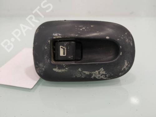 Used Right front window switch PEUGEOT 306 (7B, N3, N5) 1.9 SRDT (90 hp) 10404579