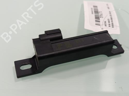 Used Antenna/Base Antenna/Base NISSAN MURANO II (Z51) 3.5 4x4 (256 hp) 33842552 33842552