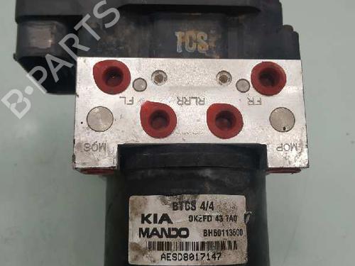 Used ABS pump KIA CARENS II MPV (FJ) 2.0 CRDi (113 hp) 8091306