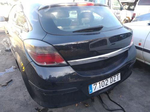 Zacisk hamulca przedniego prawego OPEL ASTRA H (A04) 1.7 CDTI (L48) | BP11582484M104 