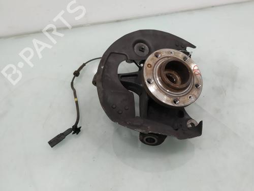 Used Right front steering knuckle PEUGEOT 308 II (LB_, LP_, LW_, LH_, L3_) [2013-2021]  8533996
