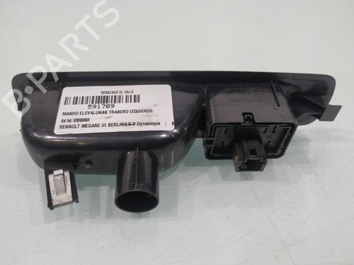 Venstre bagtil elrude kontakt Venstre bagtil elrude kontakt RENAULT MEGANE III Hatchback (BZ0/1_, B3_) 1.9 dCi (BZ0N, BZ0J) (131 hp) 37012315 37012315