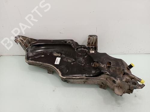 Brandstoftank SKODA KAROQ (NU7, ND7) 1.6 TDI (115 hp) 5Q0131877R | 5Q0131969E | 5Q0131877R |