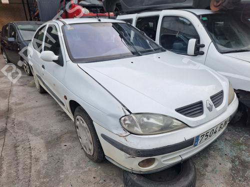 Used Parts RENAULT MEGANE I Classic (LA0/1_) 1.9 dTi (LA1U) (80 hp) 4439453