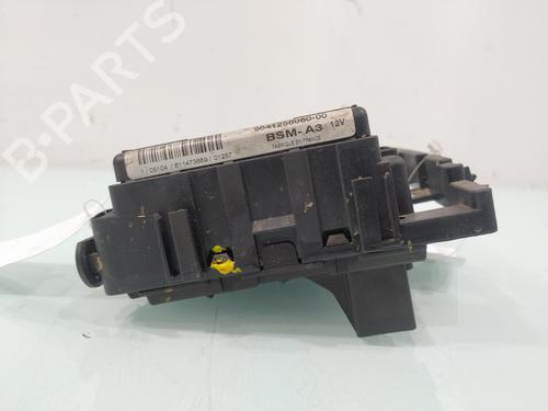 Fuse box CITROËN C5 I (DC_) 2.0 HDi (DCRHZB, DCRHZE) | BP30615906E1 