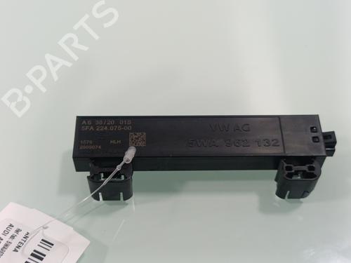 Used Antenna/Base Antenna/Base AUDI A3 Sportback (8YA, 8YF) 35 TDI (150 hp) 33440745 33440745