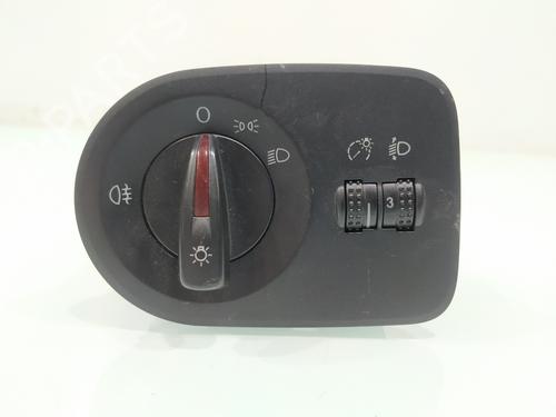 Used Headlight switch SEAT IBIZA IV SC (6J1, 6P5) [2008-2018]  26394477