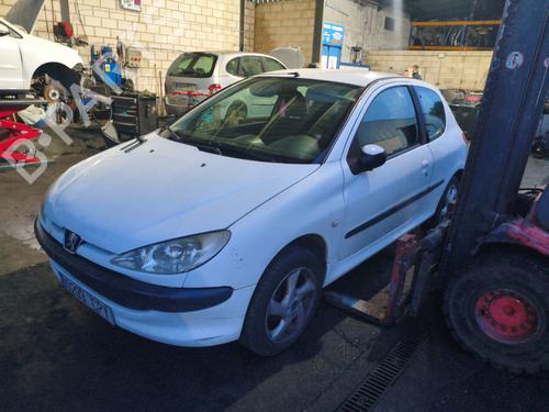 Brukte deler til PEUGEOT 206 Hatchback (2A/C) 1.4 HDi eco 70 (68 hp) 4414421