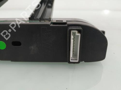 Display monitor KIA CARENS II MPV (FJ) 2.0 CRDi | BP8405814C48 