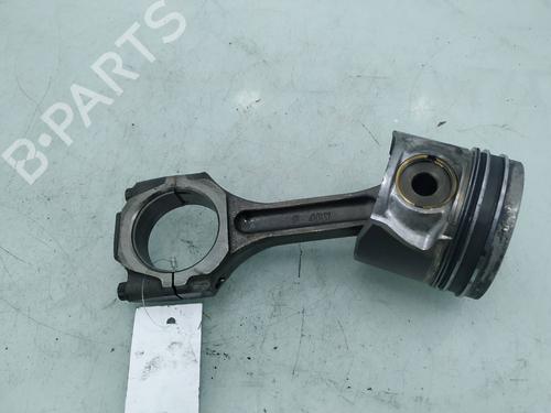 other-hyundai-trajet-fo-20-crdi-1999-2000-2001-2002-2003-2004-2005-2006-2007-2008-14029795 main image