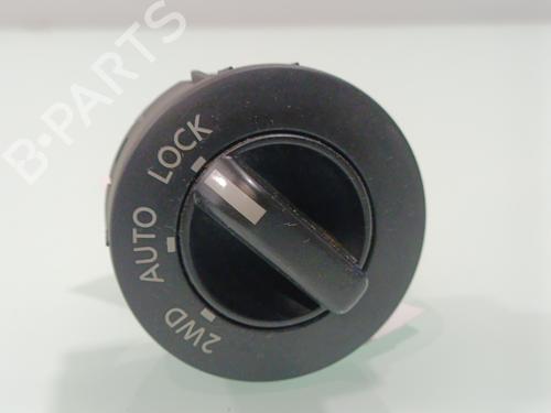 Used Switch Switch NISSAN X-TRAIL I (T30) [2001-2013] 33935814 33935814