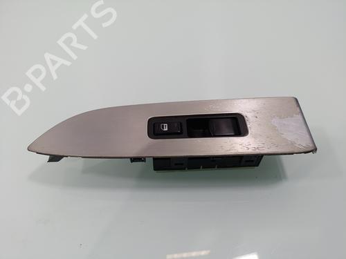 Used Right front window switch Right front window switch NISSAN MURANO II (Z51) 3.5 4x4 (256 hp) 33932203 33932203