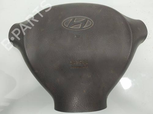 Used Driver airbag HYUNDAI SANTA FÉ I (SM) 2.0 CRDi (113 hp) 10642885