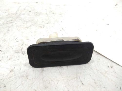 Used Tailgate handle RENAULT CLIO IV (BH_) [2012-2021]  8085941