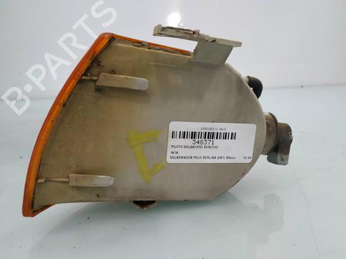 Used Right front indicator VW POLO III (6N1) 45 1.0 (45 hp) 8541442