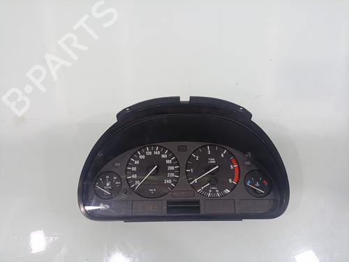 Used Instrument cluster Instrument cluster BMW 5 (E39) 520 d (136 hp) 33126637 33126637