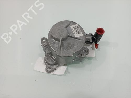 Used Vacuum pump RENAULT SCÉNIC II (JM0/1_) [2003-2010]  30511208
