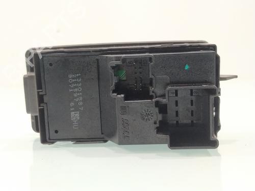 Right front window switch OPEL INSIGNIA A (G09) | BP30773517I26