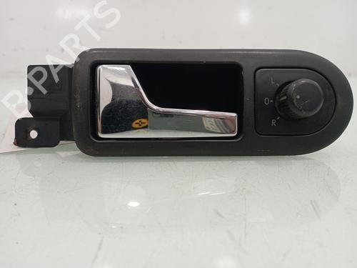 Venstre foran invendig håndtak VW GOLF IV (1J1) 1.6 16V | BP13416377I13 