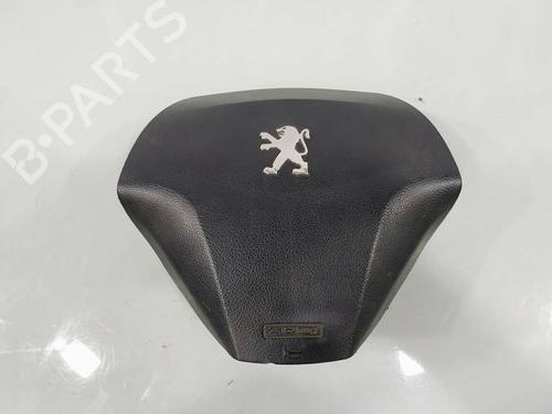 Used Driver airbag Driver airbag 38781749 38781749