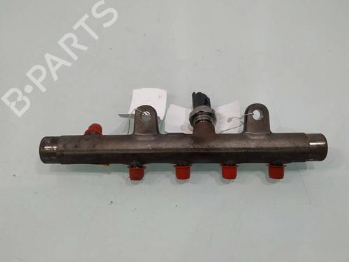 Used Injection rail Injection rail 38781611 38781611
