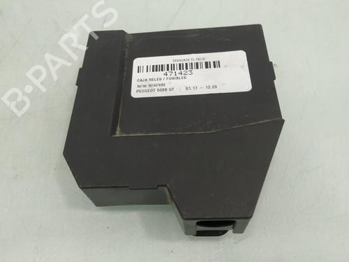 Used Fuse box PEUGEOT 5008 II (MC_, MJ_, MR_, M4_) 2.0 BlueHDi 180 (MJAHWW) (181 hp) 17320374